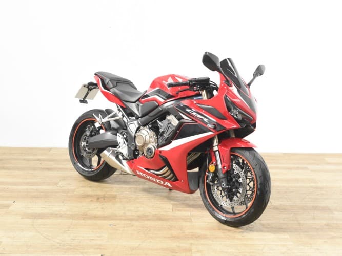 Comprar HONDA CBR 650 R (A) 2021 de segunda mano HONDA CBR 650 R (A) 2021 de segunda mano