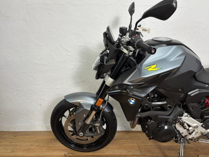 BMW F 900 R (PACK ACTIVE AND COMFORT) 2022 de segunda mano