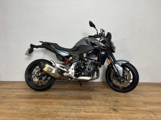 BMW F 900 R (PACK ACTIVE AND COMFORT) 2022 de segunda mano