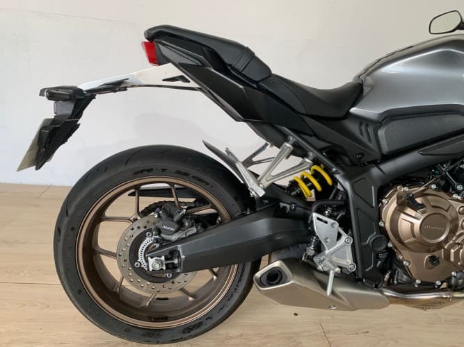 Comprar HONDA CB 650 R (A) 2023 de segunda mano HONDA CB 650 R (A) 2023 de segunda mano