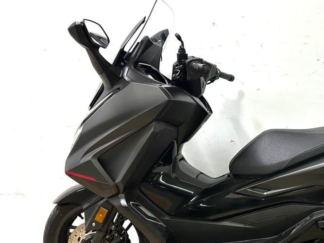 HONDA FORZA 350 2025 de segunda mano