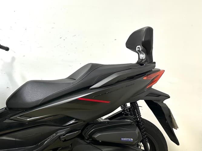 HONDA FORZA 350 2025 de segunda mano