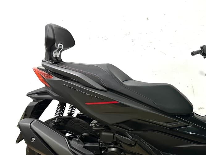 HONDA FORZA 350 2025 de segunda mano