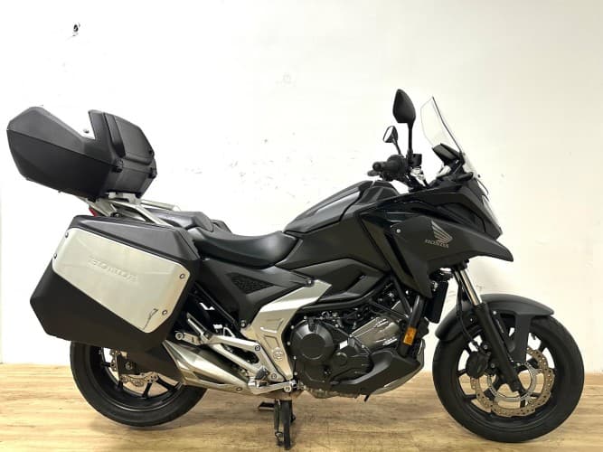 Comprar HONDA NC 750 X (A) (3 MALETAS) 2022 de segunda mano HONDA NC 750 X (A) (3 MALETAS) 2022 de segunda mano
