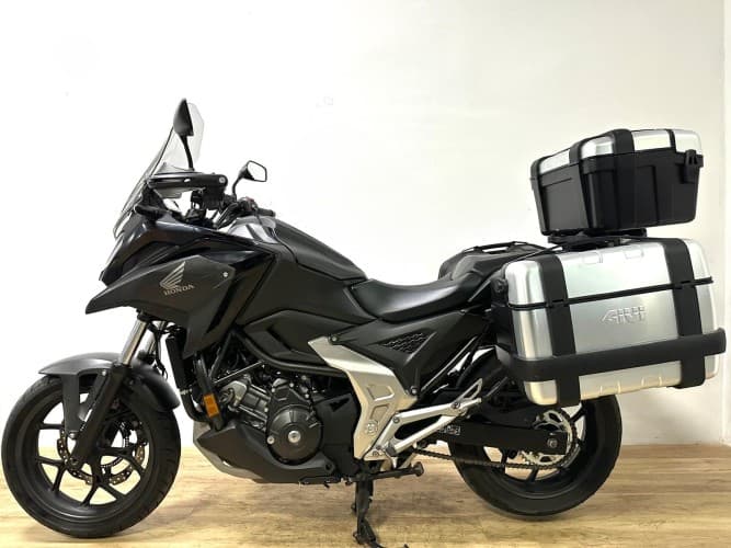 Comprar HONDA NC 750 X (A)(DCT) (3 MALETAS) 2022 de segunda mano HONDA NC 750 X (A)(DCT) (3 MALETAS) 2022 de segunda mano