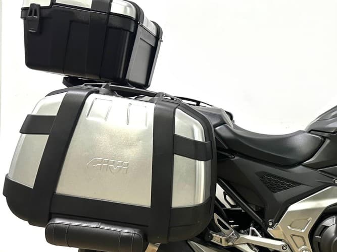 Comprar HONDA NC 750 X (A)(DCT) (3 MALETAS) 2022 de segunda mano HONDA NC 750 X (A)(DCT) (3 MALETAS) 2022 de segunda mano