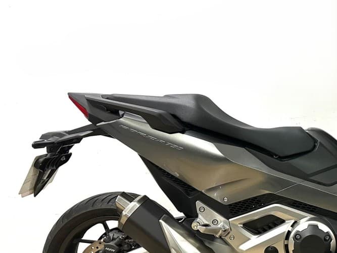 Comprar HONDA FORZA 750 (A) 2022 de segunda mano HONDA FORZA 750 (A) 2022 de segunda mano