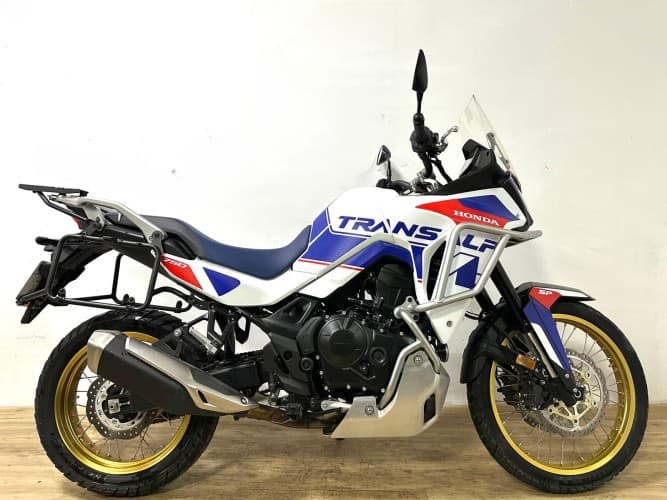 Comprar HONDA XL750 TRANSALP  SP (A) 2024 de segunda mano HONDA XL750 TRANSALP  SP (A) 2024 de segunda mano