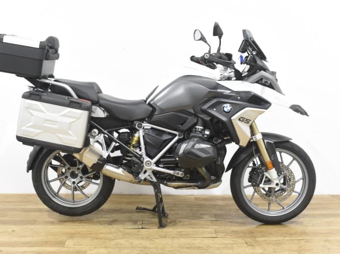 Comprar BMW R 1250 GS (IVA DEDUCIBLE) (3 PAQUETES+ 3 MALETAS) 2023 de segunda mano BMW R 1250 GS (IVA DEDUCIBLE) (3 PAQUETES+ 3 MALETAS) 2023 de segunda mano