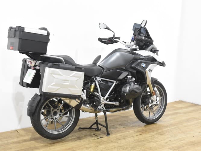 Comprar BMW R 1250 GS (IVA DEDUCIBLE) (3 PAQUETES+ 3 MALETAS) 2023 de segunda mano BMW R 1250 GS (IVA DEDUCIBLE) (3 PAQUETES+ 3 MALETAS) 2023 de segunda mano