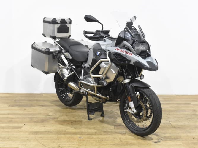 BMW R 1250 GS ADVENTURE (IVA) (FULL EQUIP+ 3 MAL.)(REVI 60MIL) 2022 de segunda mano