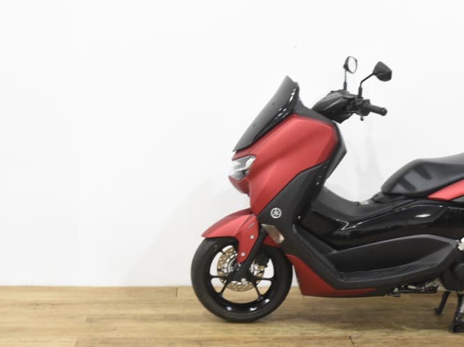 YAMAHA NMAX 125 2021 de segunda mano