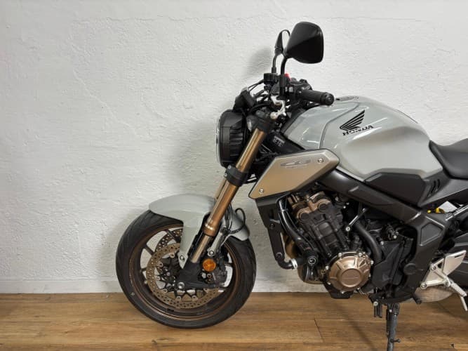 HONDA CB 650 R (A2) 2021 de segunda mano