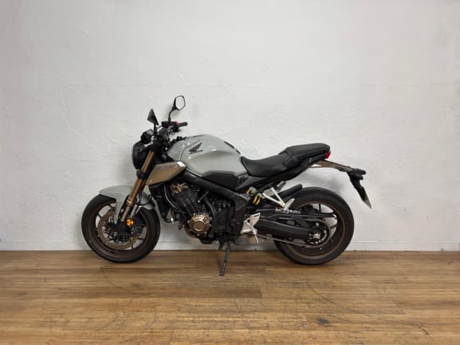 HONDA CB 650 R (A2) 2021 de segunda mano