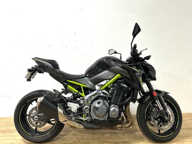 Comprar KAWASAKI Z 900 (A) 2017 de segunda mano KAWASAKI Z 900 (A) 2017 de segunda mano