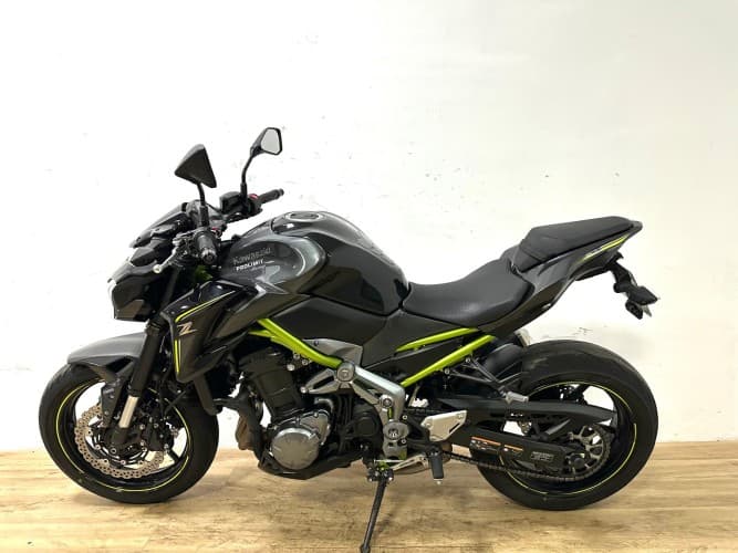 Comprar KAWASAKI Z 900 (A) 2017 de segunda mano KAWASAKI Z 900 (A) 2017 de segunda mano