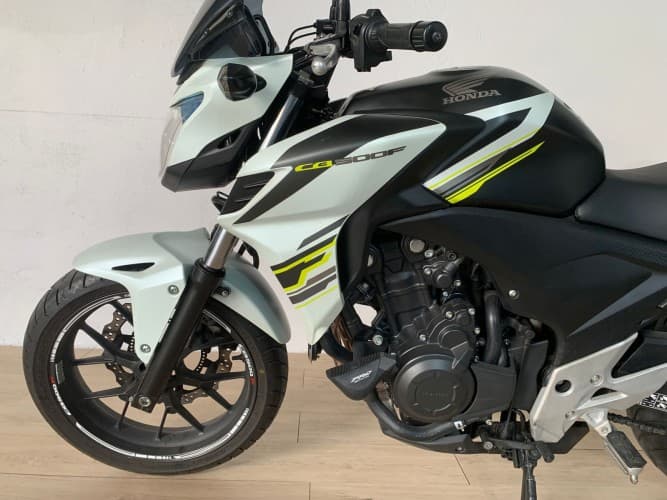Comprar HONDA CB 500 F 2015 de segunda mano HONDA CB 500 F 2015 de segunda mano