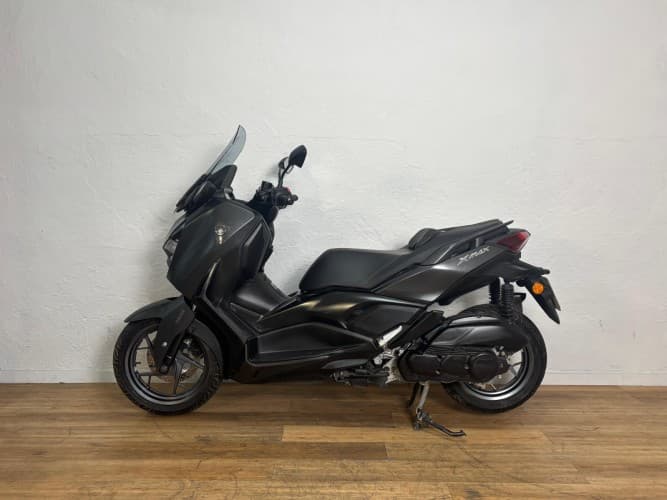 YAMAHA XMAX 125 2024 de segunda mano
