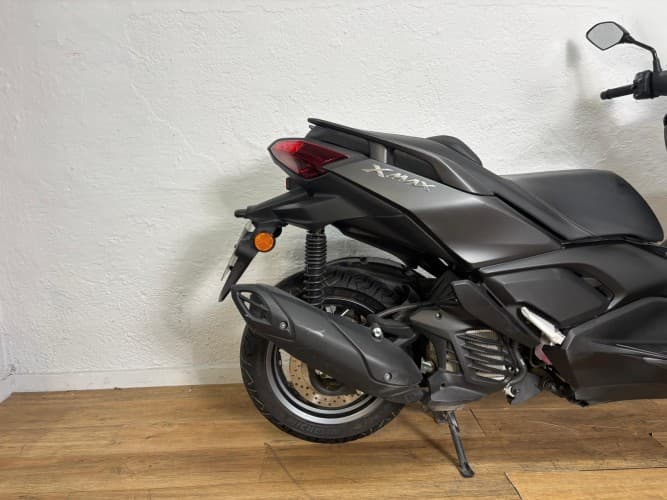 YAMAHA XMAX 125 2024 de segunda mano