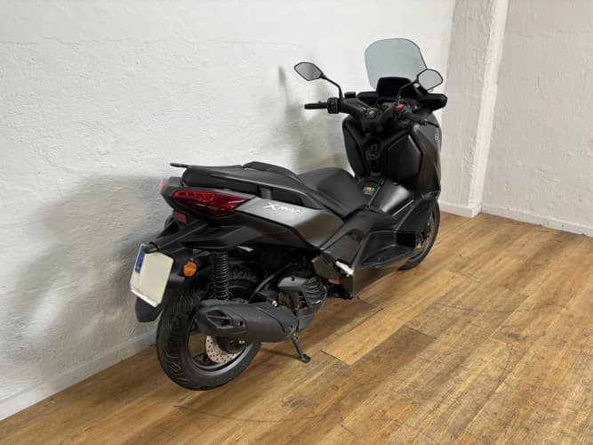 YAMAHA XMAX 125 2024 de segunda mano