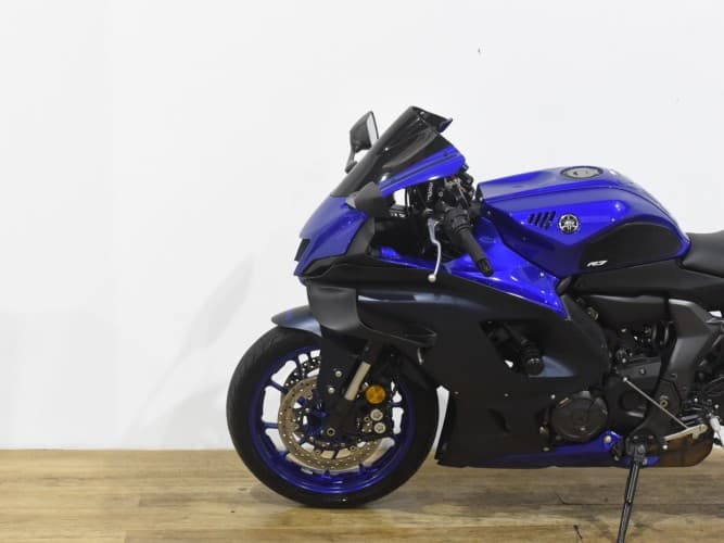 Comprar YAMAHA R7 (A2) 2023 de segunda mano YAMAHA R7 (A2) 2023 de segunda mano