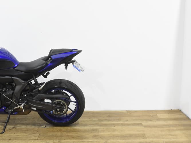 Comprar YAMAHA R7 (A2) 2023 de segunda mano YAMAHA R7 (A2) 2023 de segunda mano
