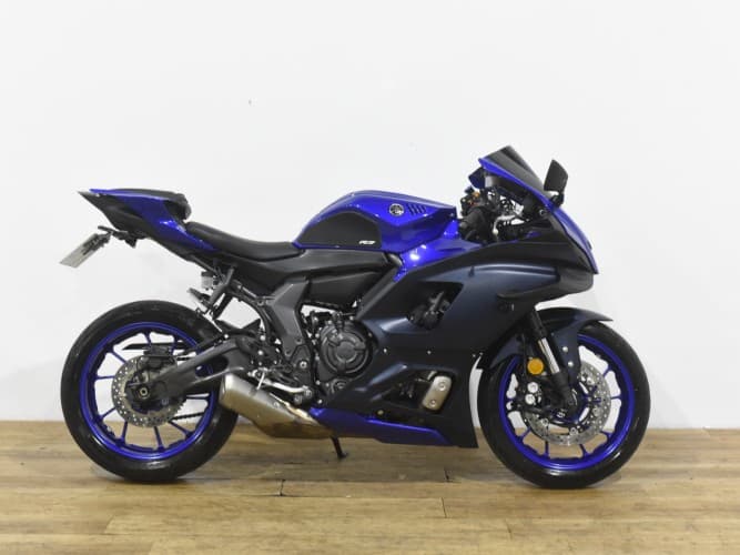 Comprar YAMAHA R7 (A2) 2023 de segunda mano YAMAHA R7 (A2) 2023 de segunda mano