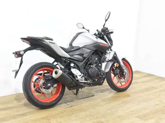 Comprar YAMAHA MT-03 2021 de segunda mano YAMAHA MT-03 2021 de segunda mano