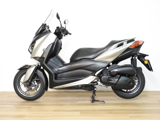 Comprar YAMAHA XMAX 125 2017 de segunda mano YAMAHA XMAX 125 2017 de segunda mano