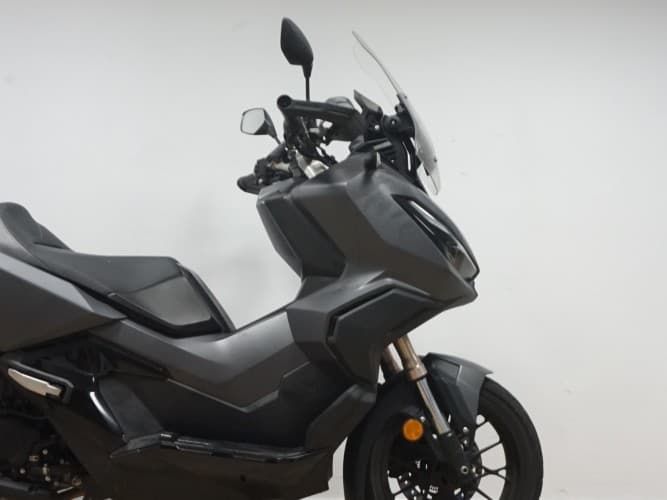 HONDA ADV 350 2023 de segunda mano