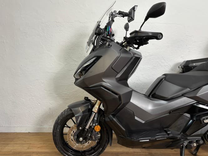 Comprar HONDA ADV 350 (3 MALET+PANT SAMSUNG+CAMAR D/T) 2023 de segunda mano HONDA ADV 350 (3 MALET+PANT SAMSUNG+CAMAR D/T) 2023 de segunda mano