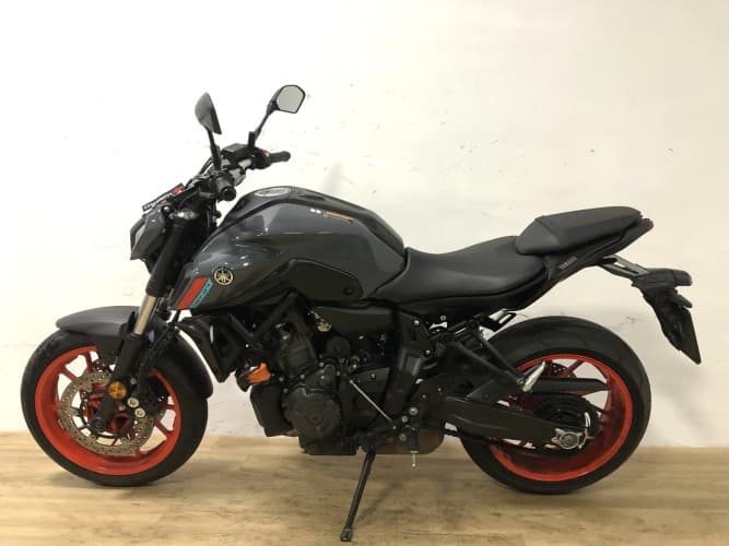 Comprar YAMAHA MT-07 (A) 2021 de segunda mano YAMAHA MT-07 (A) 2021 de segunda mano