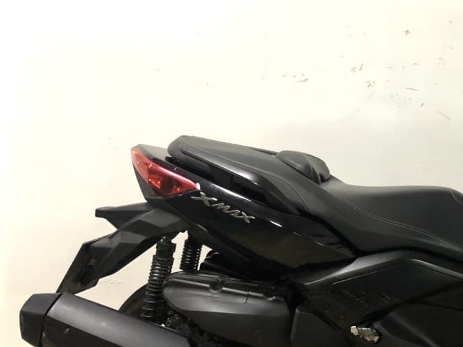 YAMAHA XMAX 400 2013 de segunda mano