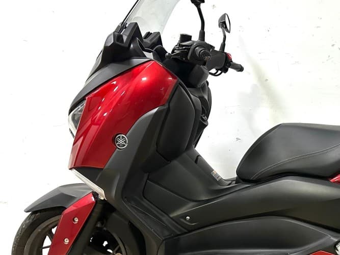 YAMAHA XMAX 125 2018 de segunda mano