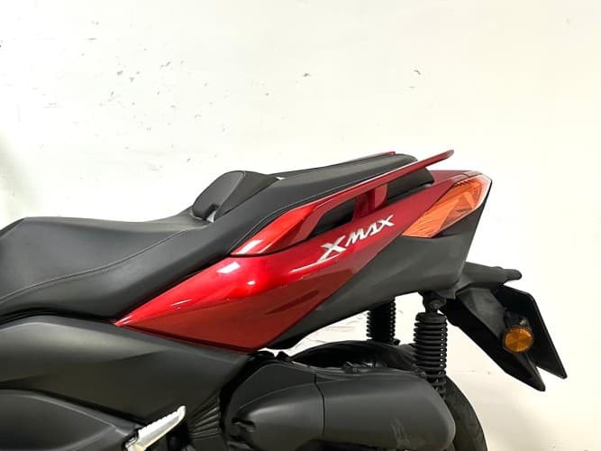 YAMAHA XMAX 125 2018 de segunda mano