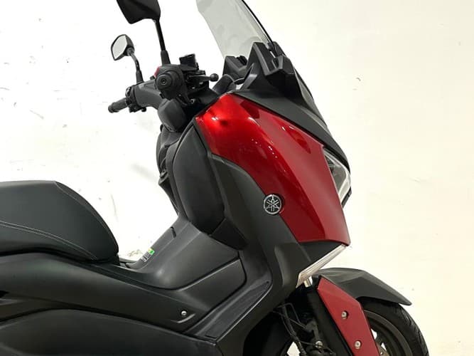 YAMAHA XMAX 125 2018 de segunda mano
