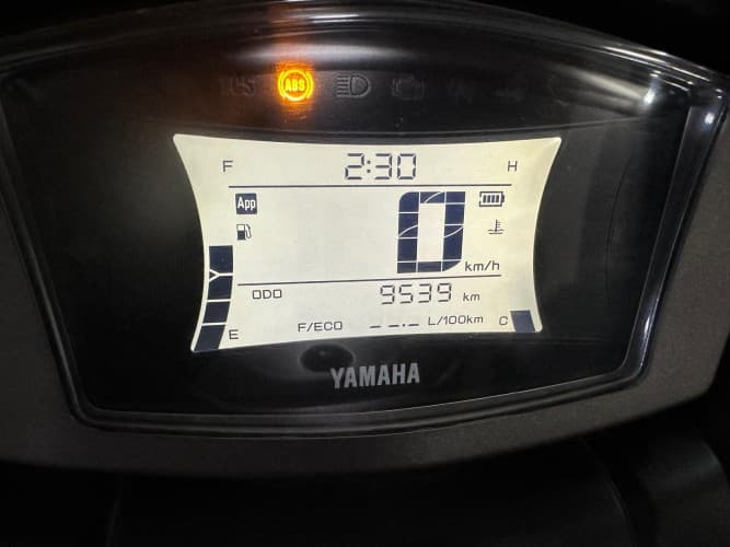 YAMAHA NMAX 125 2021 de segunda mano