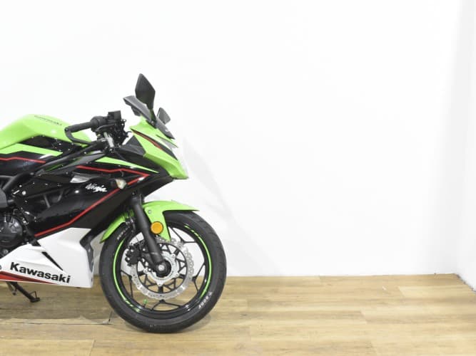KAWASAKI NINJA 125 2021 de segunda mano