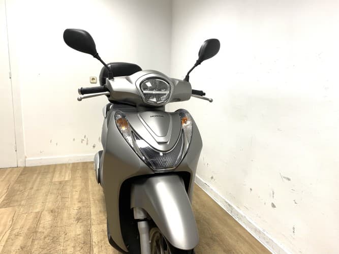 HONDA SH 125 MODE 2023 de segunda mano