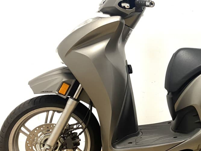 Comprar HONDA SH 350I 2023 de segunda mano HONDA SH 350I 2023 de segunda mano