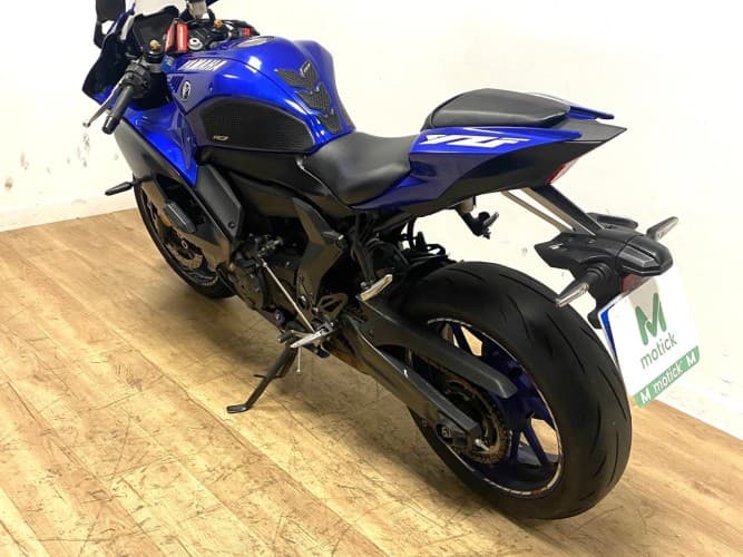 Comprar YAMAHA R7 2023 de segunda mano YAMAHA R7 2023 de segunda mano