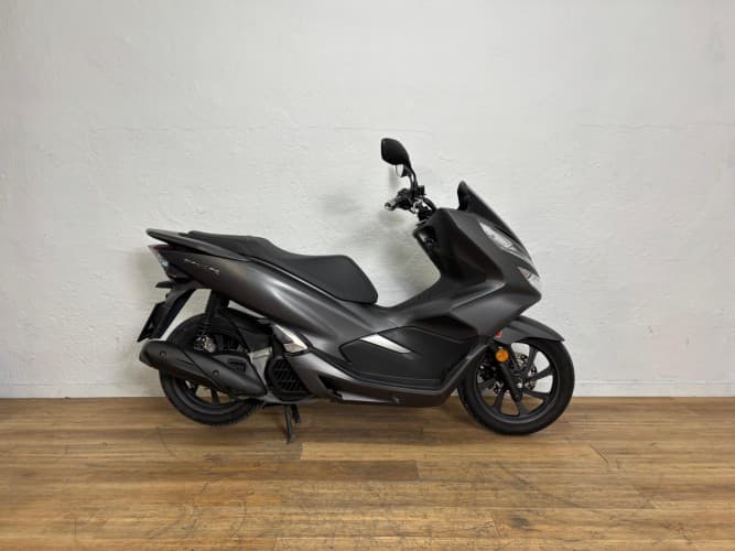HONDA PCX 125 2019 de segunda mano