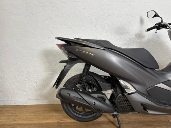 HONDA PCX 125 2019 de segunda mano