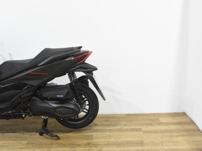 Comprar HONDA FORZA 350 2025 de segunda mano HONDA FORZA 350 2025 de segunda mano