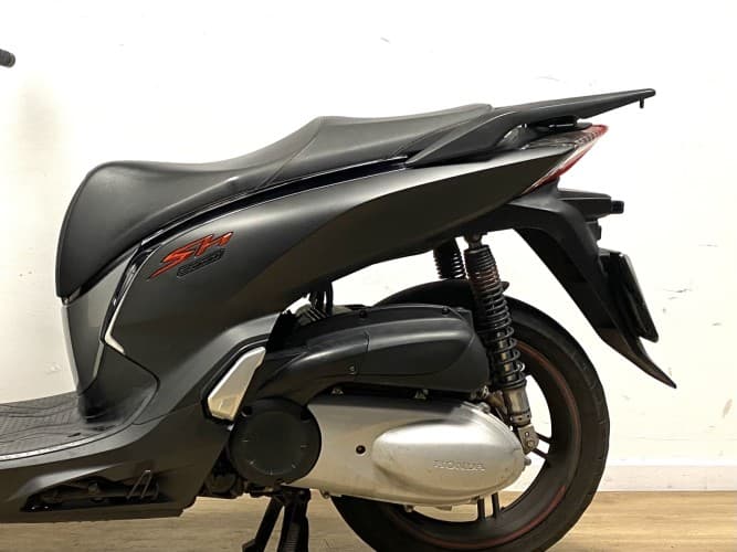 HONDA SH 300I 2018 de segunda mano