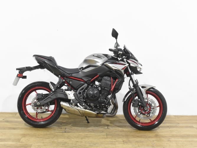 Comprar KAWASAKI Z 650 2023 de segunda mano KAWASAKI Z 650 2023 de segunda mano