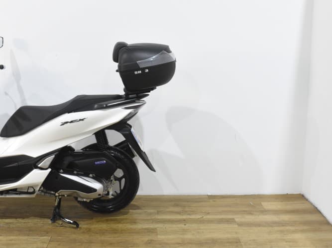 Comprar HONDA PCX 125 2024 de segunda mano HONDA PCX 125 2024 de segunda mano