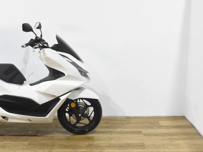 Comprar HONDA PCX 125 2024 de segunda mano HONDA PCX 125 2024 de segunda mano