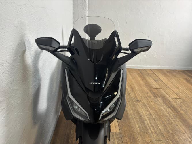 Comprar HONDA FORZA 125 2023 de segunda mano HONDA FORZA 125 2023 de segunda mano