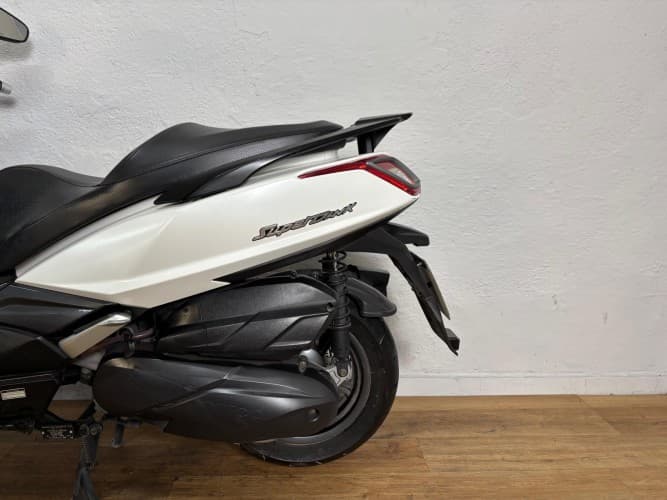 KYMCO SUPER DINK 350 2021 de segunda mano